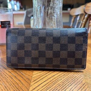 Authentic Louis Vuitton Damier checkbook holder